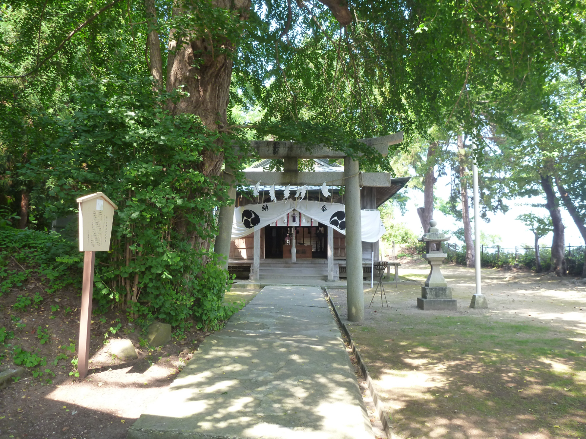 白八幡宮　鰺ヶ沢町